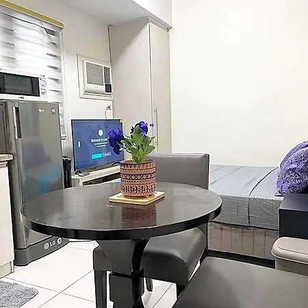 Kl Tower Studio Makati Near Greenbelt /90Mbps Wifi