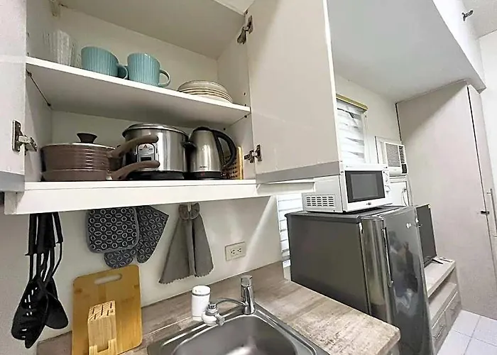 Kl Tower Makati Near Greenbelt /90mbps Wifi 4* 마닐라